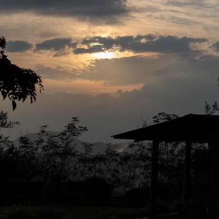 Lake Mwamba Lodge Kasenda Eksteriør billede